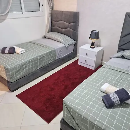 Appartement Luxueux A Tanger Avec Jacuzzi Prive Exterior foto